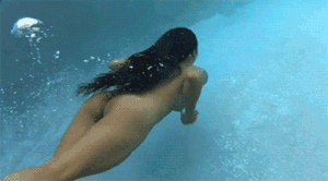 Голые женщины в воде: топовая коллекция порно видео на ecomamochka.ru